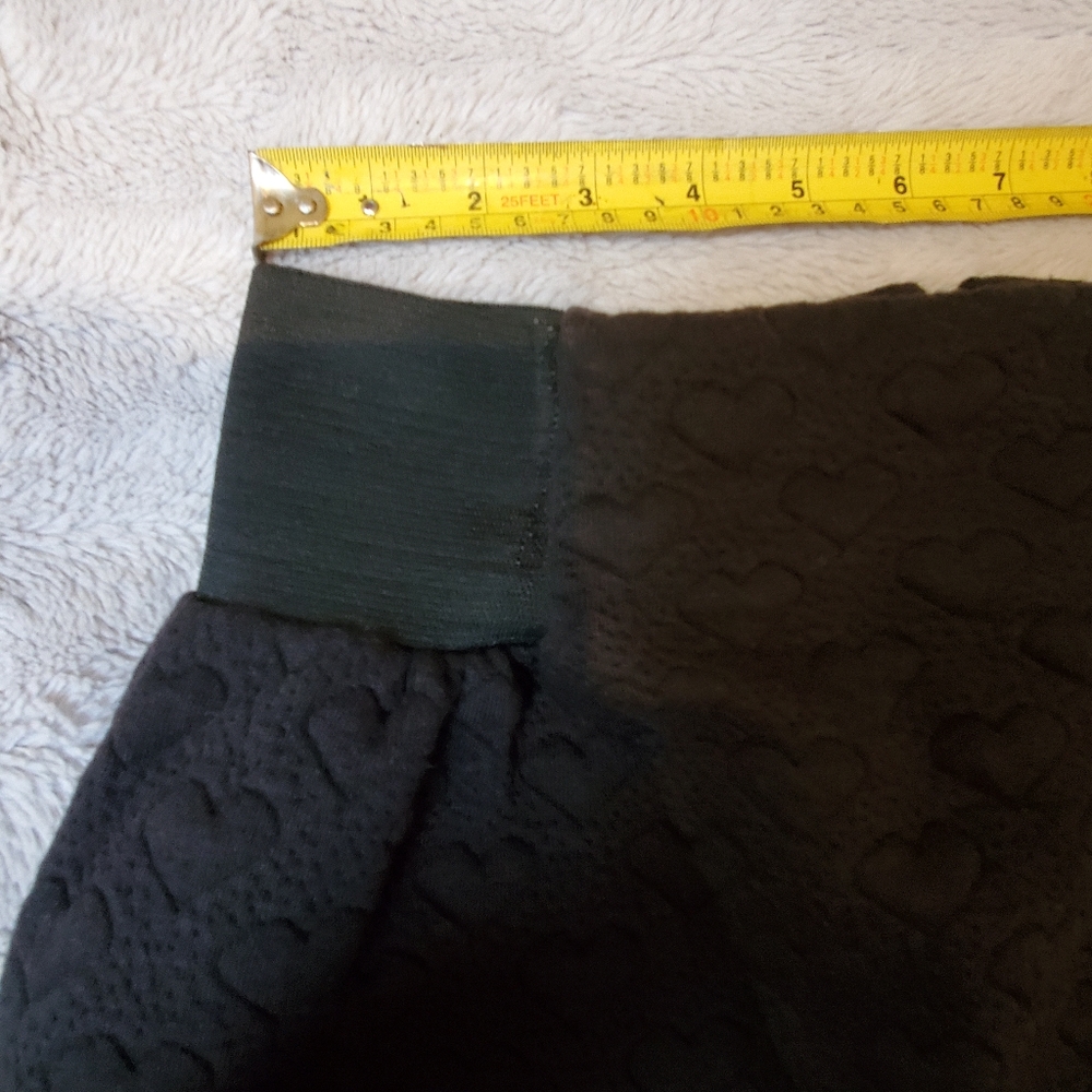 Trafaluc mini skirt - Picture 2 of 5